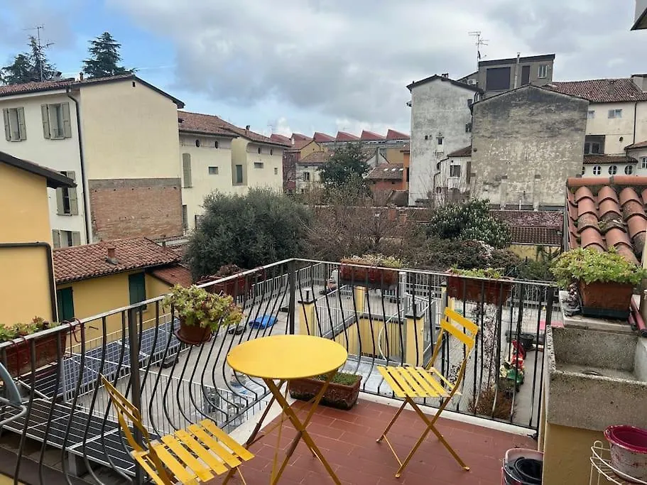Studio Cento3Cento - Holiday & Business Apartment Bologna