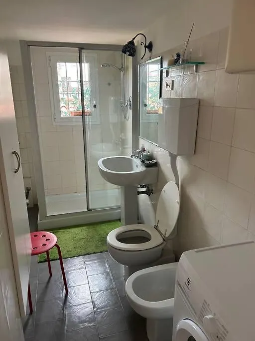 Studio Cento3Cento - Holiday & Business Apartment Bologna